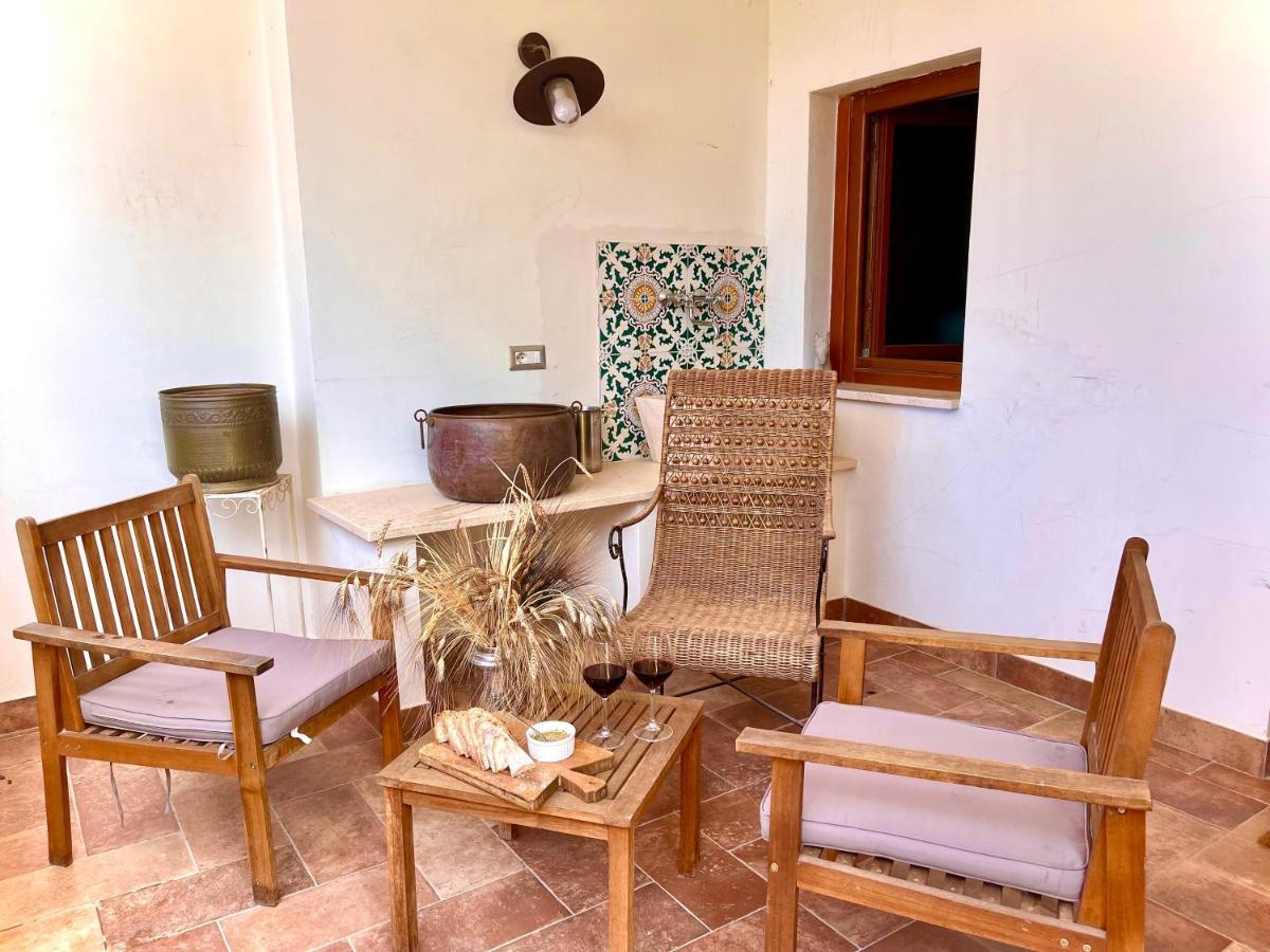 Aparthotel Donna Vittori - Borgo Agricolo Paliano Exterior foto