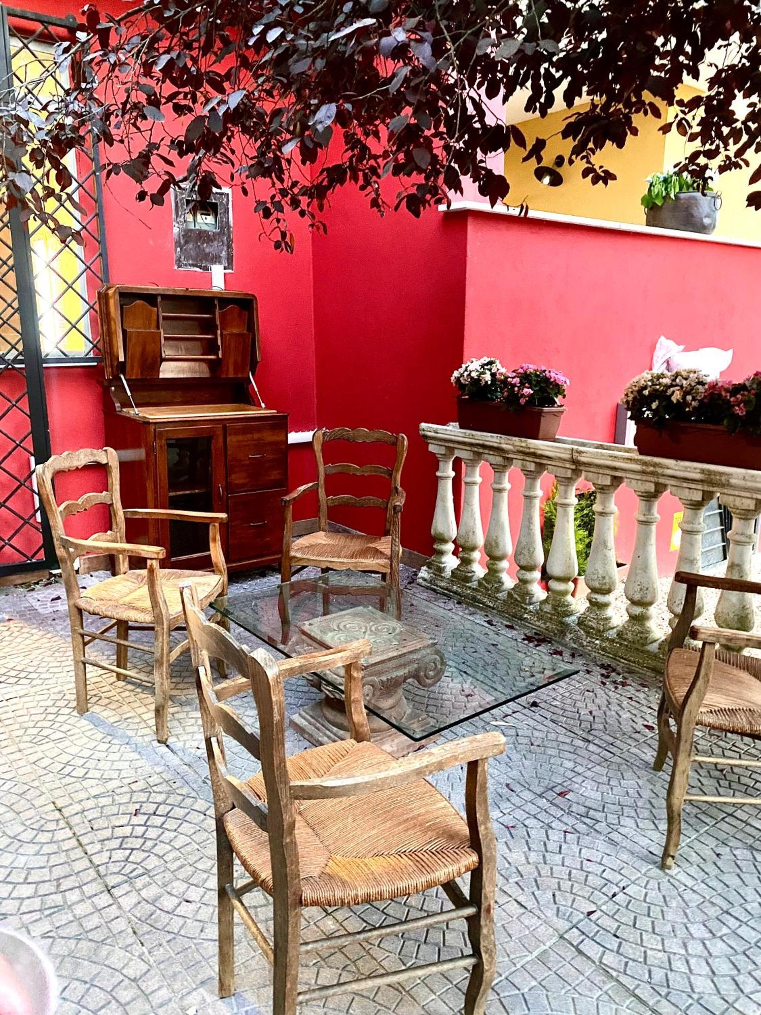 Aparthotel Donna Vittori - Borgo Agricolo Paliano Exterior foto